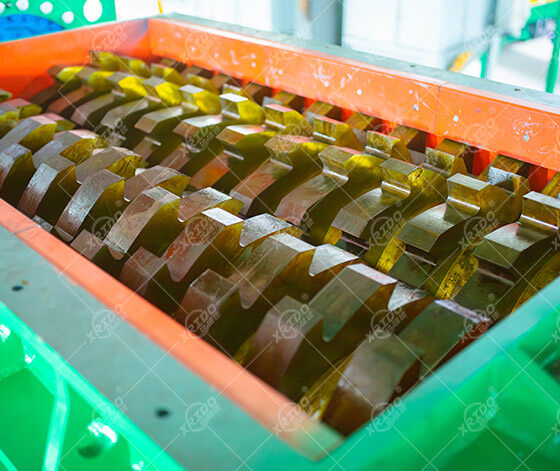 shredder machine detail