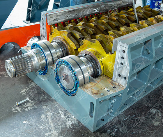 shredder machine detail