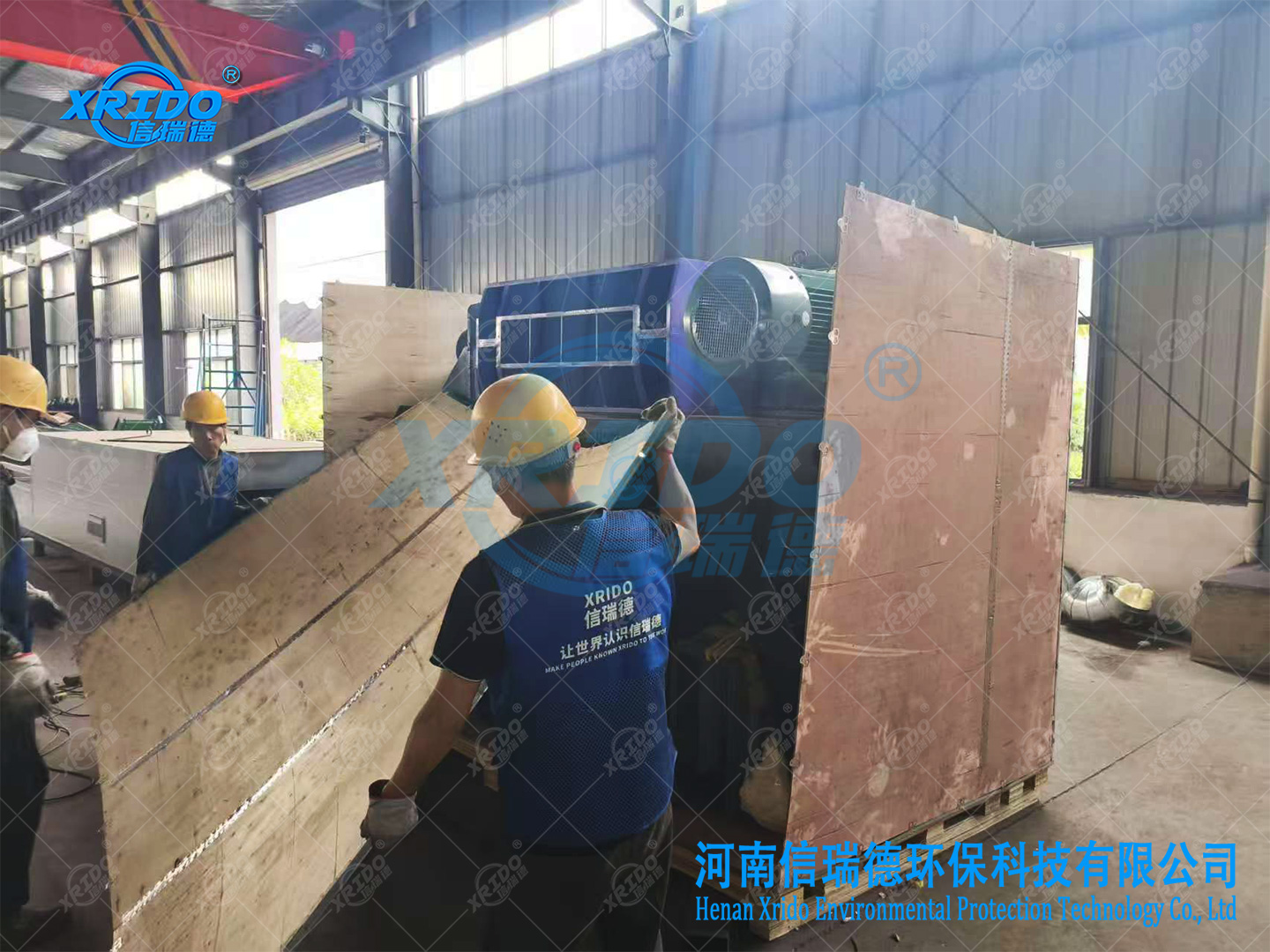 1000-type double-shaft shredder for solid waste disposal was successfully shipped